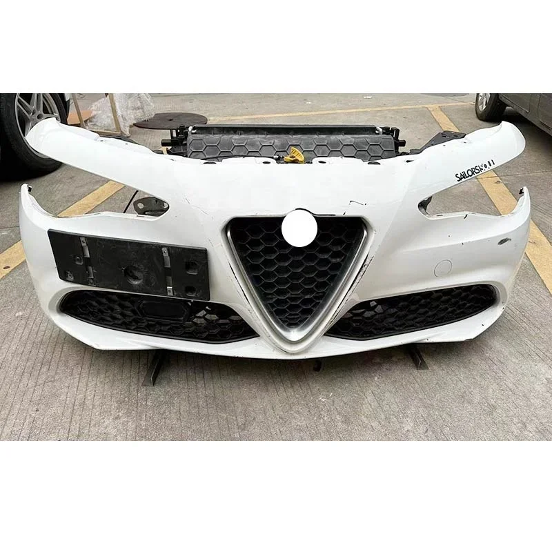 Hot selling Suitable for high-quality original Alfa Romeo Juliet front bumper assembly grille