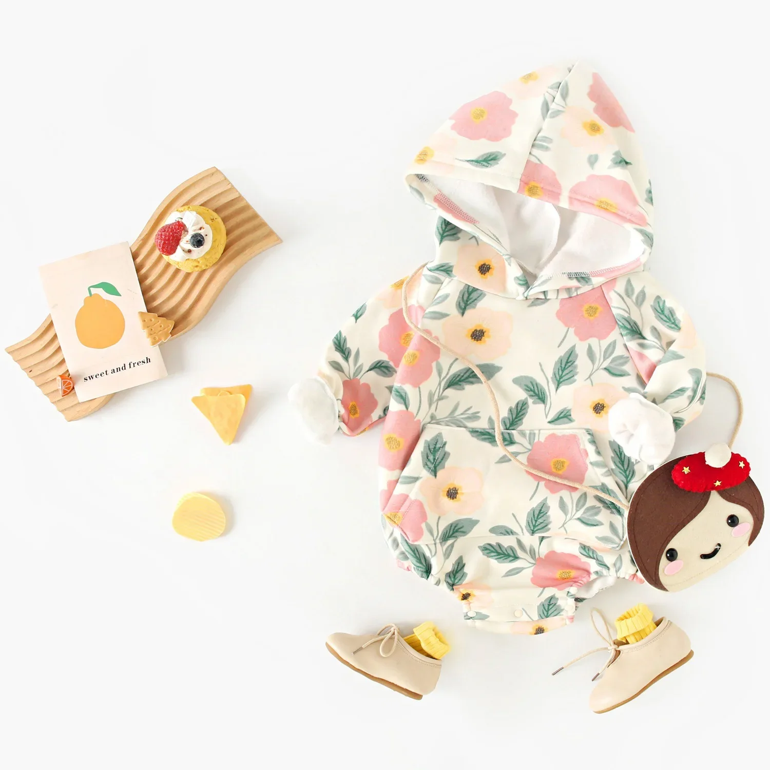 0-2Y Bodysuit Winter Warm Light Fleece Baby Girl Romper Floral Print Hooded Newborn Winter Warm Jumpsuit