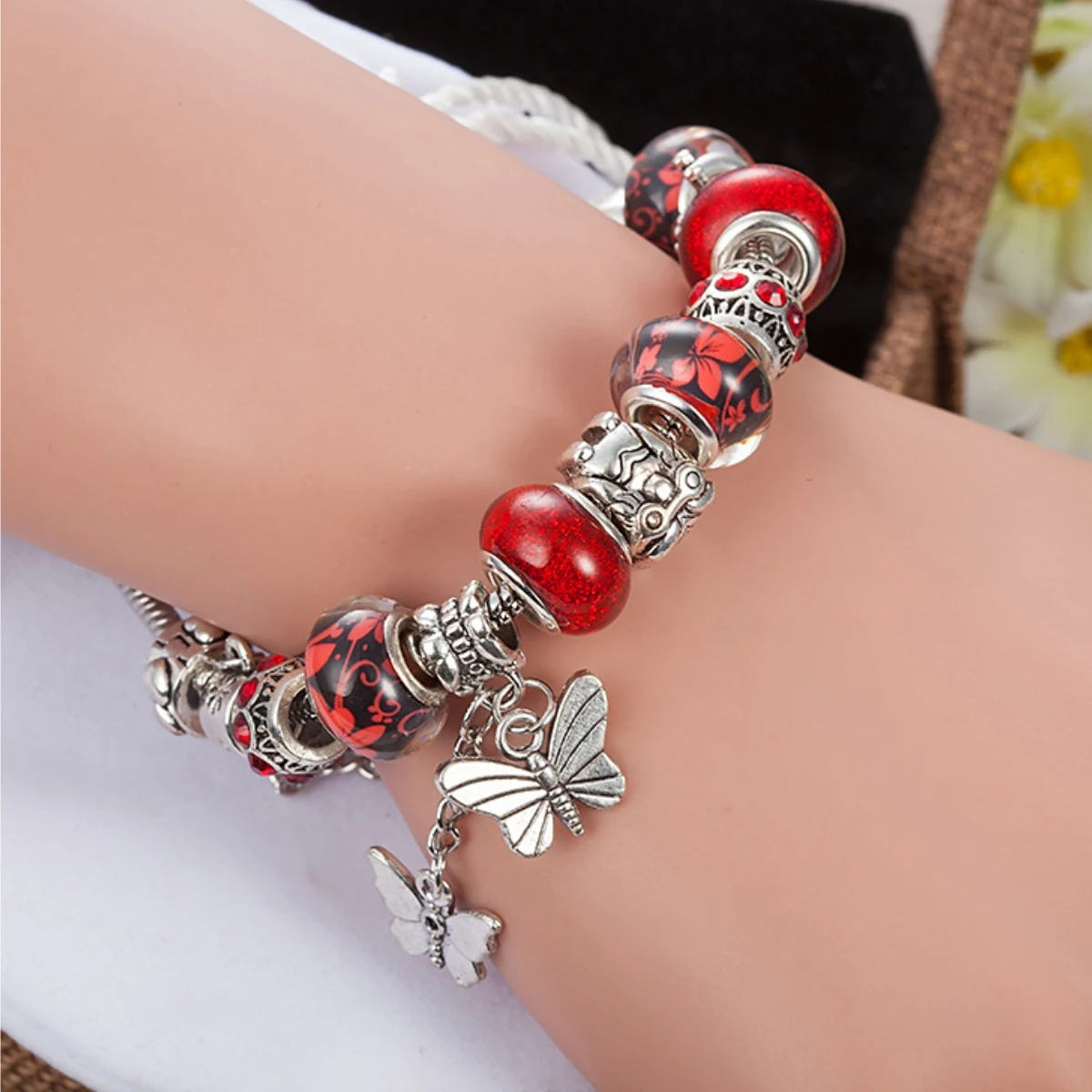 1 fashionable DIY crystal bead butterfly tassel pendant for women\'s bracelet