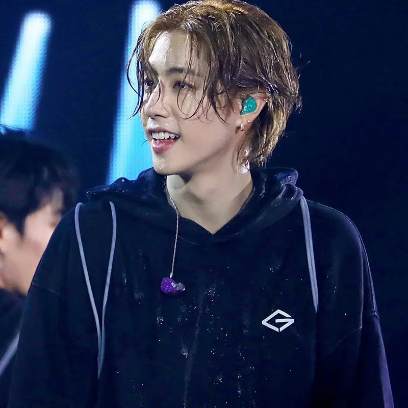 GOT7 NESTFEST Concert Zipper Hoodies Kpop Fashion Jackson Wang Same Sweatshirt Men Women Autumn Loose Zip Up Hoodies Jacket Coat