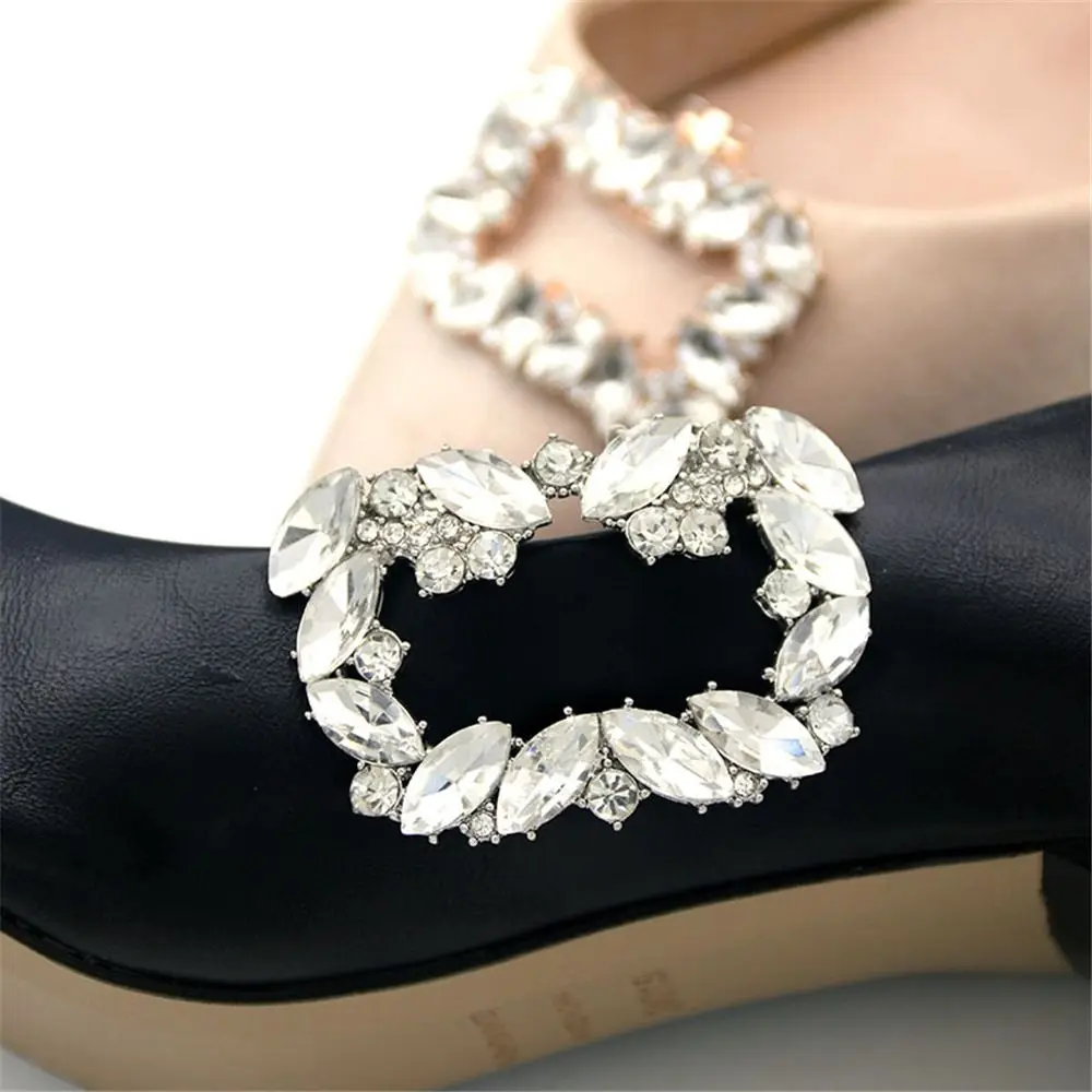 New Fashion 1pc Lady Shoes Clip Bride Shoes Decoration Women High Heel Charms Jewelry Shoes Rhinestones Crystal Decorations