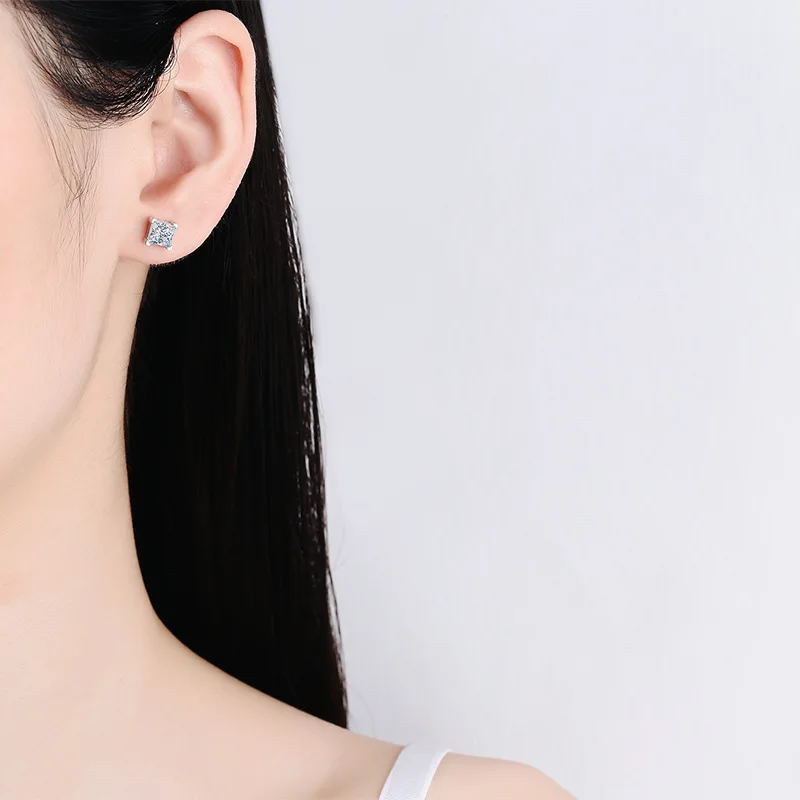 

S925 Sterling Silver Couples Stud Earring White Zircon Simple Earring for Women Men Fashion Classic Wedding Fine Jewelry Earring