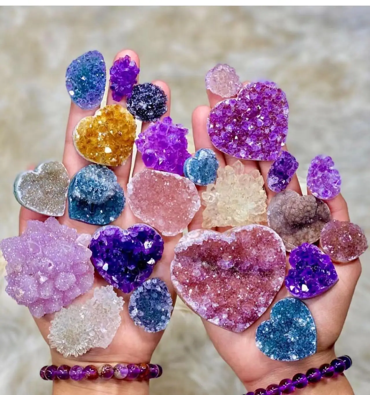 

High Quality Uruguay Natural Colorful Amethyst Cluster Heart Shaped Ore Ornaments Quartz Crystal Healing Specimen Decorations