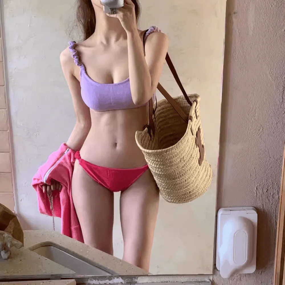 

Sexy Tee-Point Bikini Swimsuit for Summer Ideal for Hot Springs Small Chest Sweet And Cute Japanese Sle Separate Swimsuit