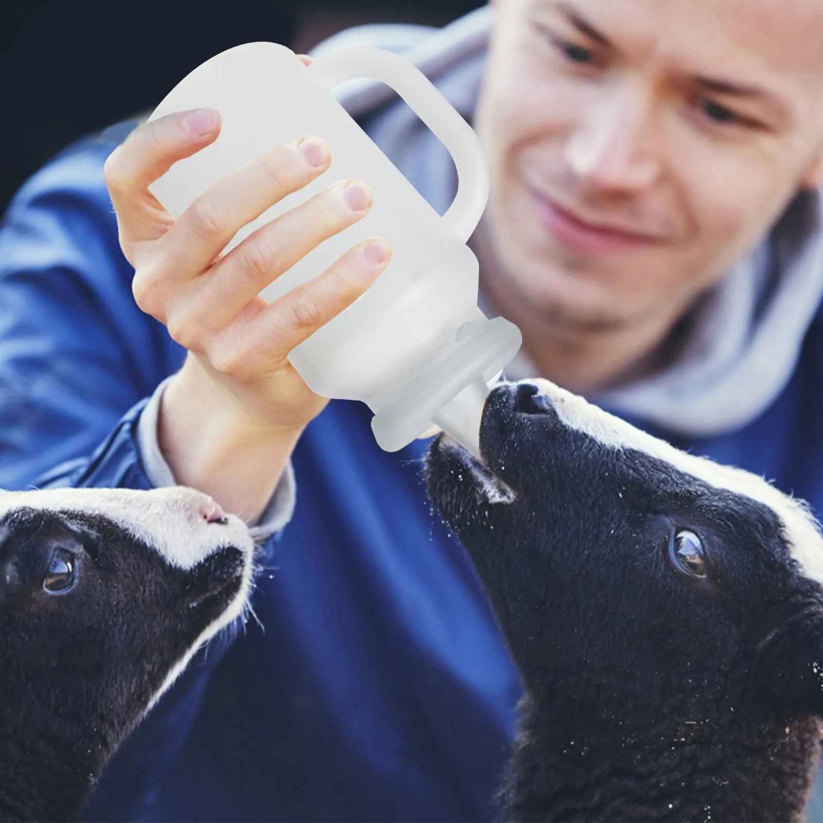 

2pcs Calf Nursing Bottle With Handle Silicone Feeder For Lamb Feeding Portable Animal Nursing Container