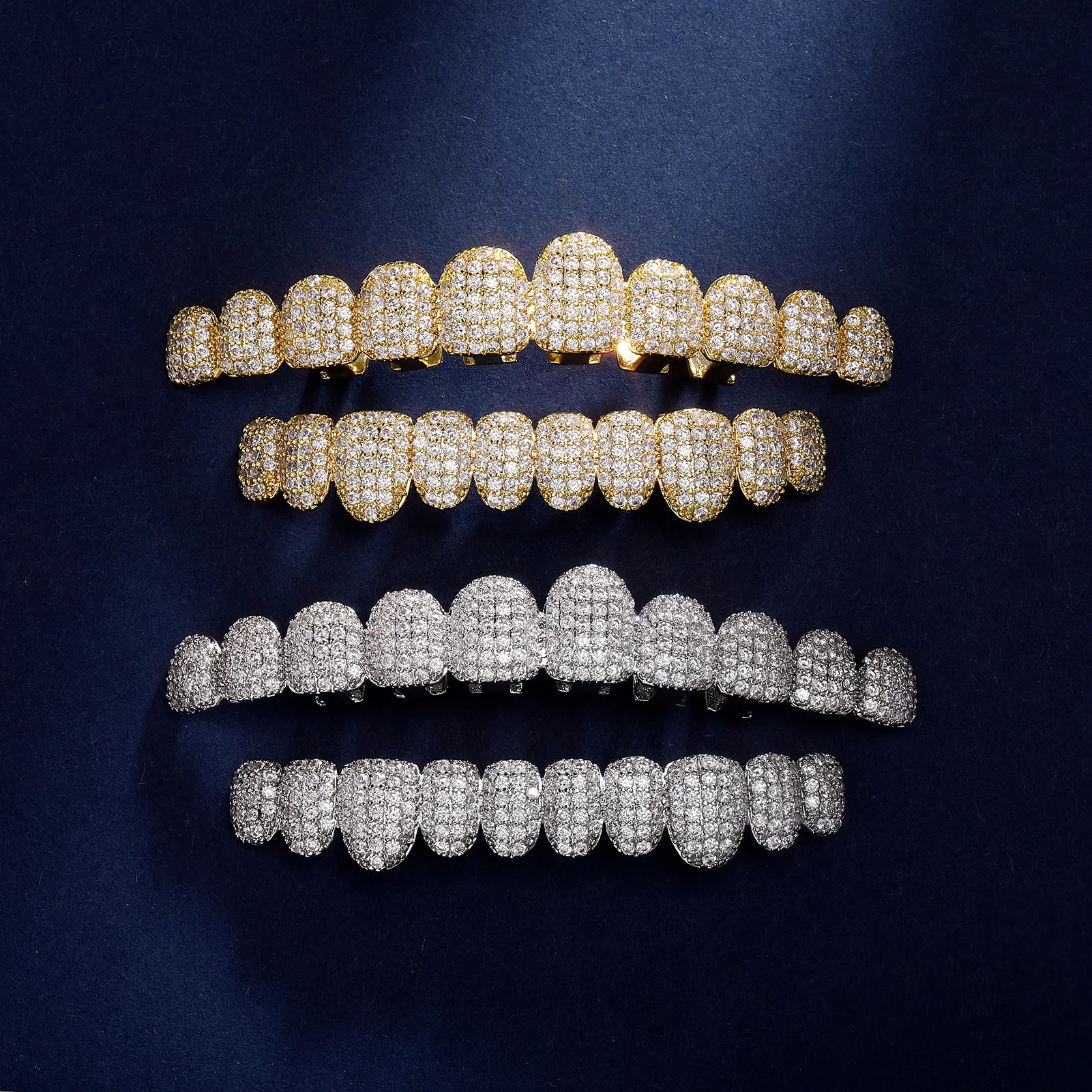 Iced Out Zahn-Grillz 10 Ober- und 10 Unterkiefer 5A CZ-Steine 14K vergoldete Zirkon-Zahnkappen Rapper-Mundschmuck – Detail 2
