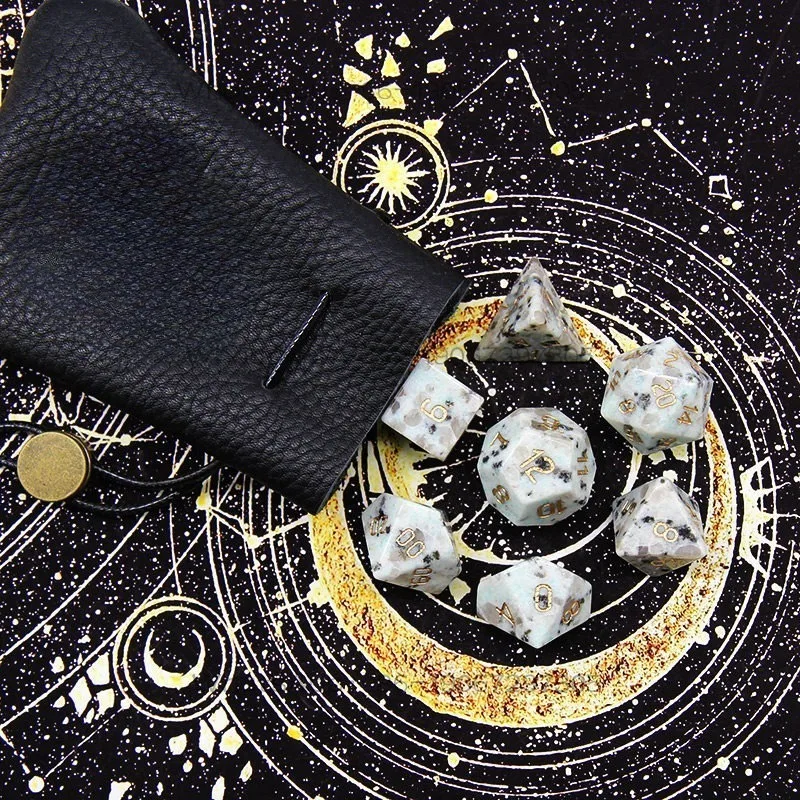 

Suitable for Natural Tianshan Sapphire Board Game Dice Dice