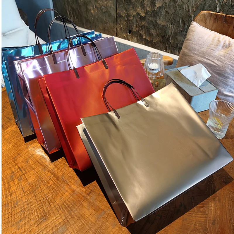 Iridescent Luxury Glossy Clothing Store Tote  Metal Gift Plastic Bag Gashion Women\'s Shopping Nag Wholesale