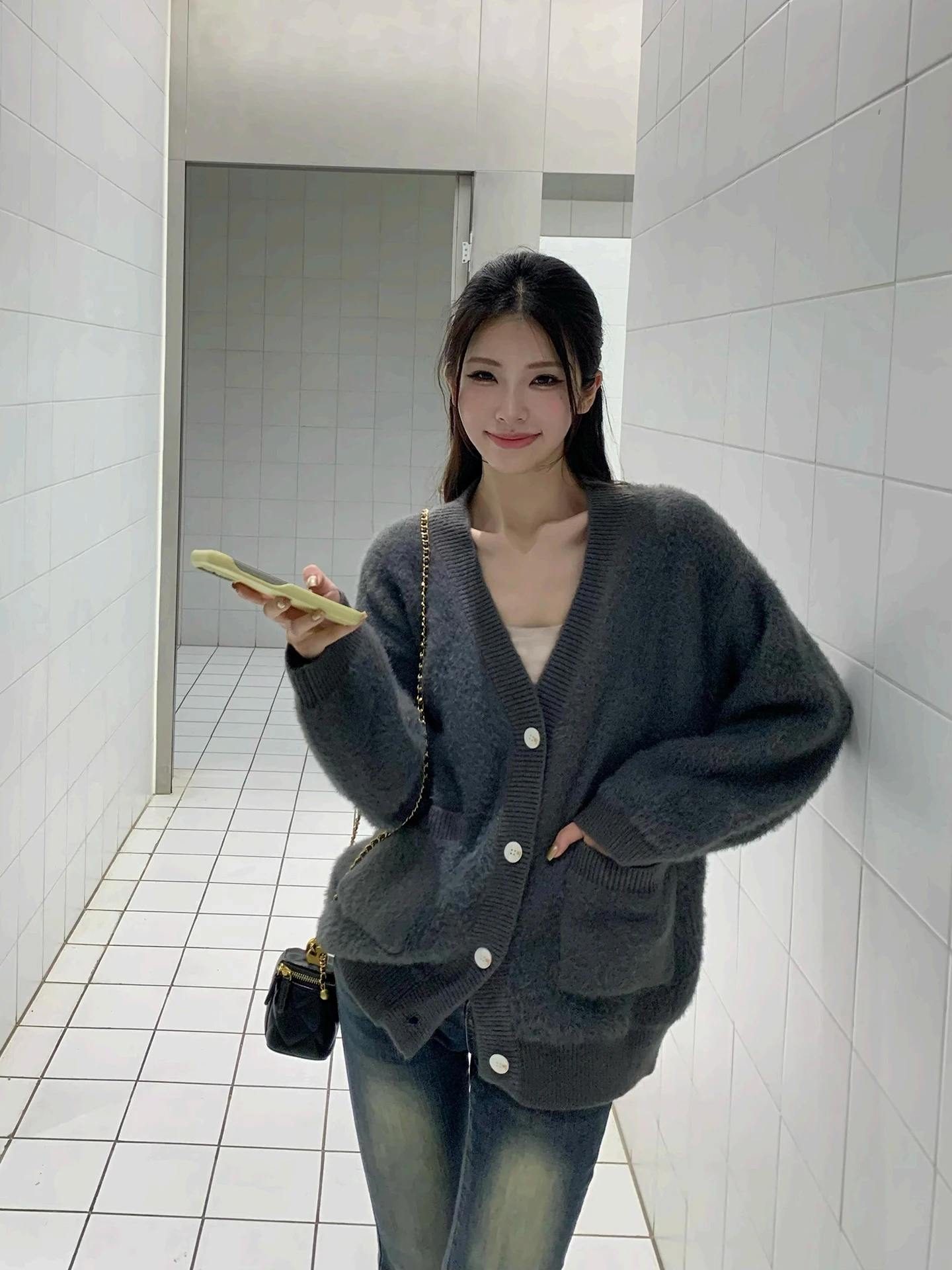 

Вязаный свитер-пальто из норки для женщин, свободный крой, утепленный, с V-образным вырезом, осенне-зимняя верхняя одежда, комфортный, мягкий, для повседневной носки, с длинными рукавами