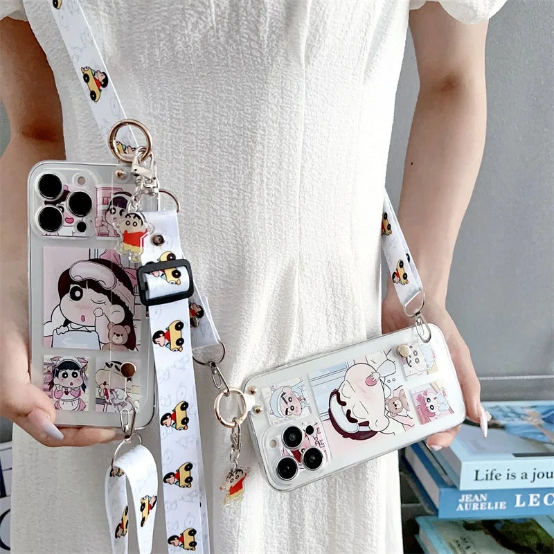 

Funny comic Couple Cute Crayon Shin-chan Wrist strap lanyard Holder Phone Case For iPhone 17 11 12 13 14 15 16Pro Max Plus Cover