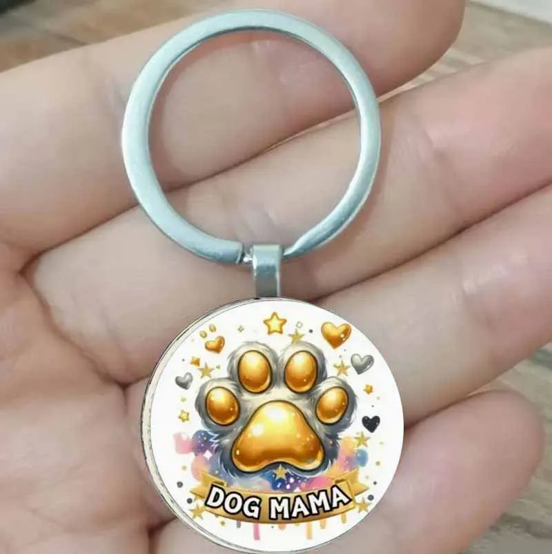 

Mysterious Wolf Moonlight Family Keychain - A vibrant zinc alloy pendant perfect for bags, cars, and home decor, ideal gifts for