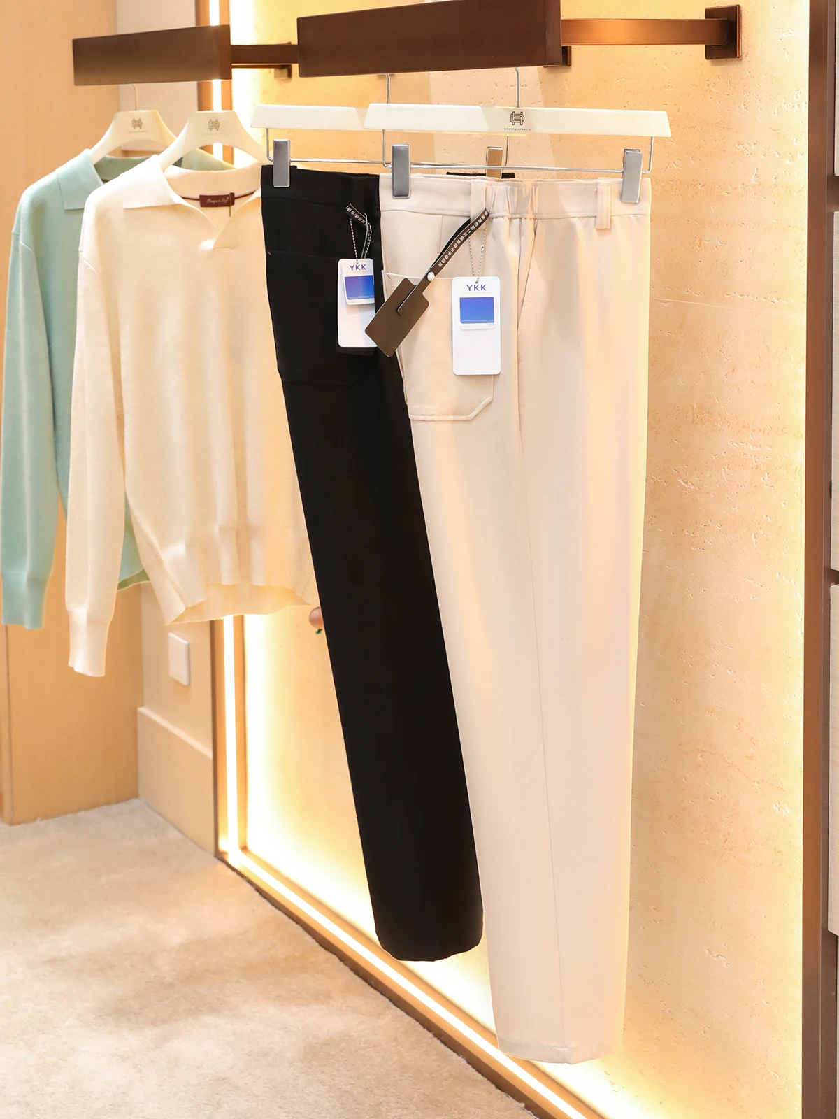 

Italian Luxury Men's Busin Casual Khaki Straight Leg Long Pants Autumn 2025 Doctor.Huang's Mid-High Waist Straight Cut