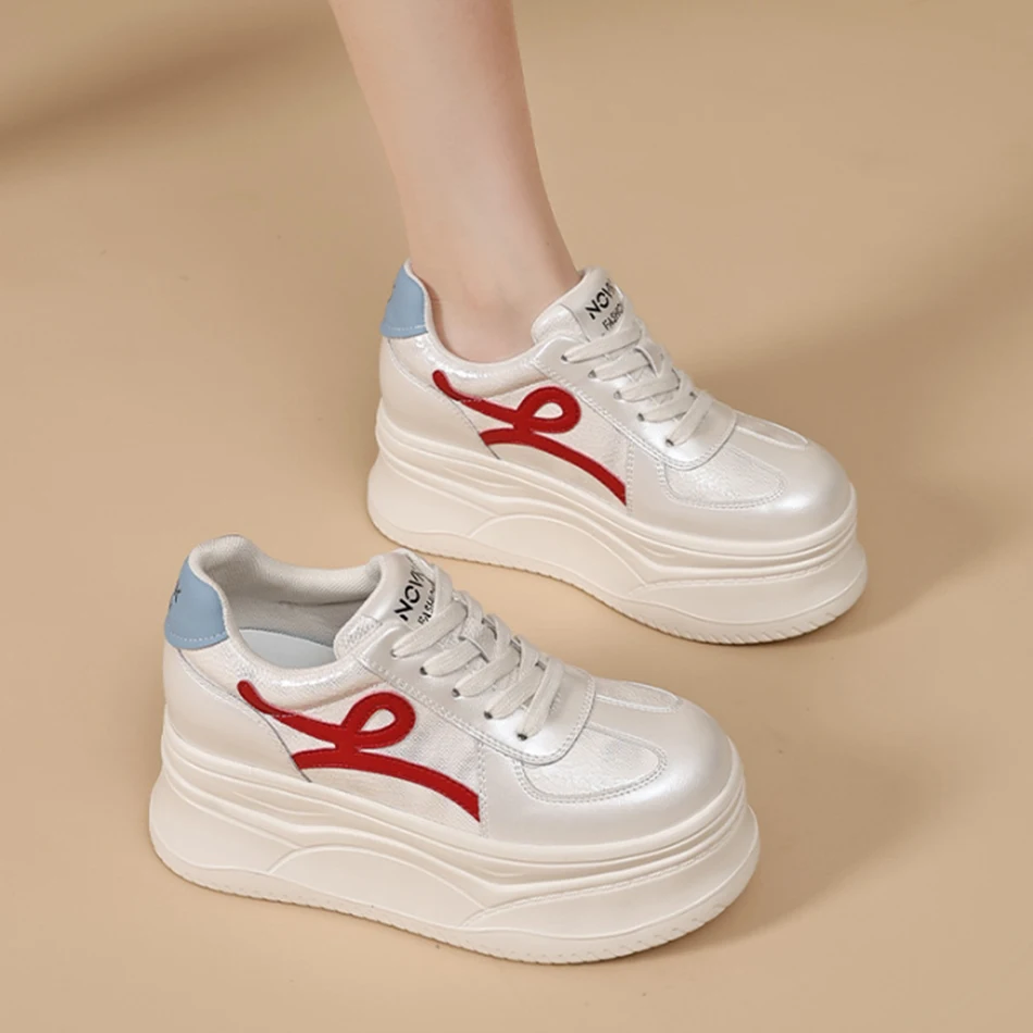 

Женская обувь на толстой подошве, осень 2021, новый стиль, универсальная спортивная обувь. Повседневная обувь, белые туфли для похудения.