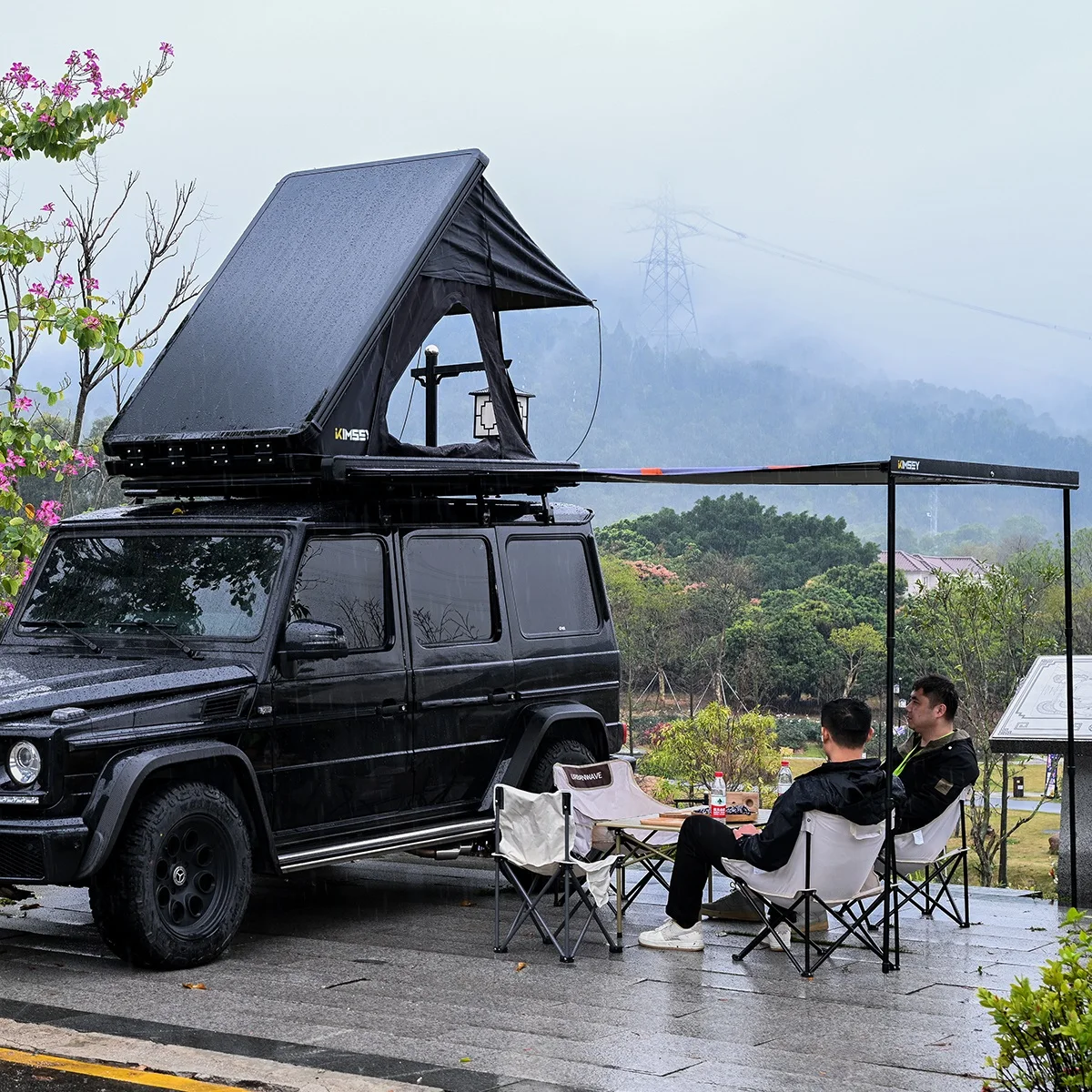 ATV&UTVFactory Hot Sale Outdoor Camping Automatic Retractable Car Side Awning Suv Canvas Car Awning
