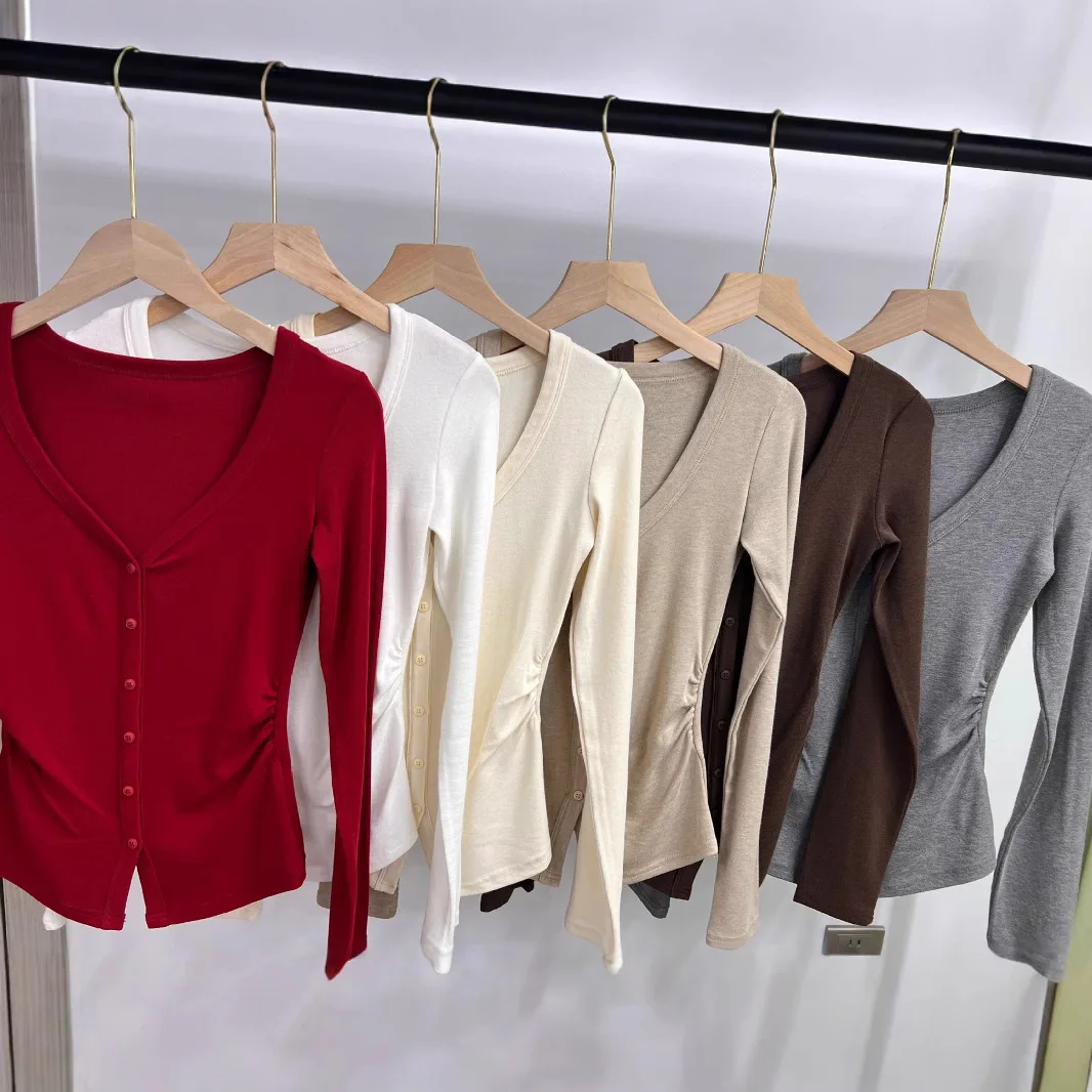 

2025 Autumn and Winter New Pure Desire Low V-neck Long-sleeved Women's Breasted Inner Slim-fit Bottoming Shirt Top