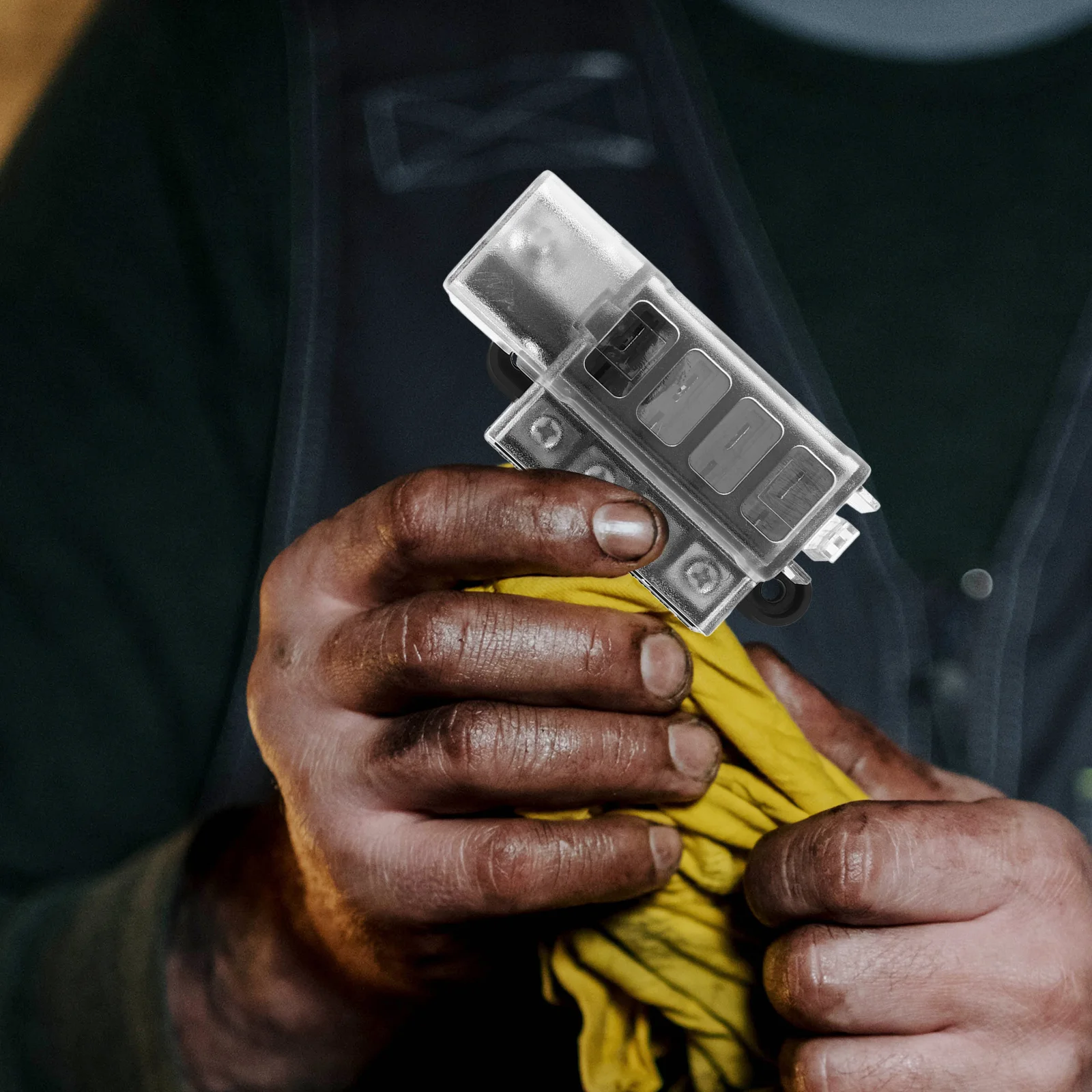 

Fuse Box Compact Waterproof For Car Boat Rv Truck Marine 4 Circuits Panel Relay Block Automotive Electrical Protection