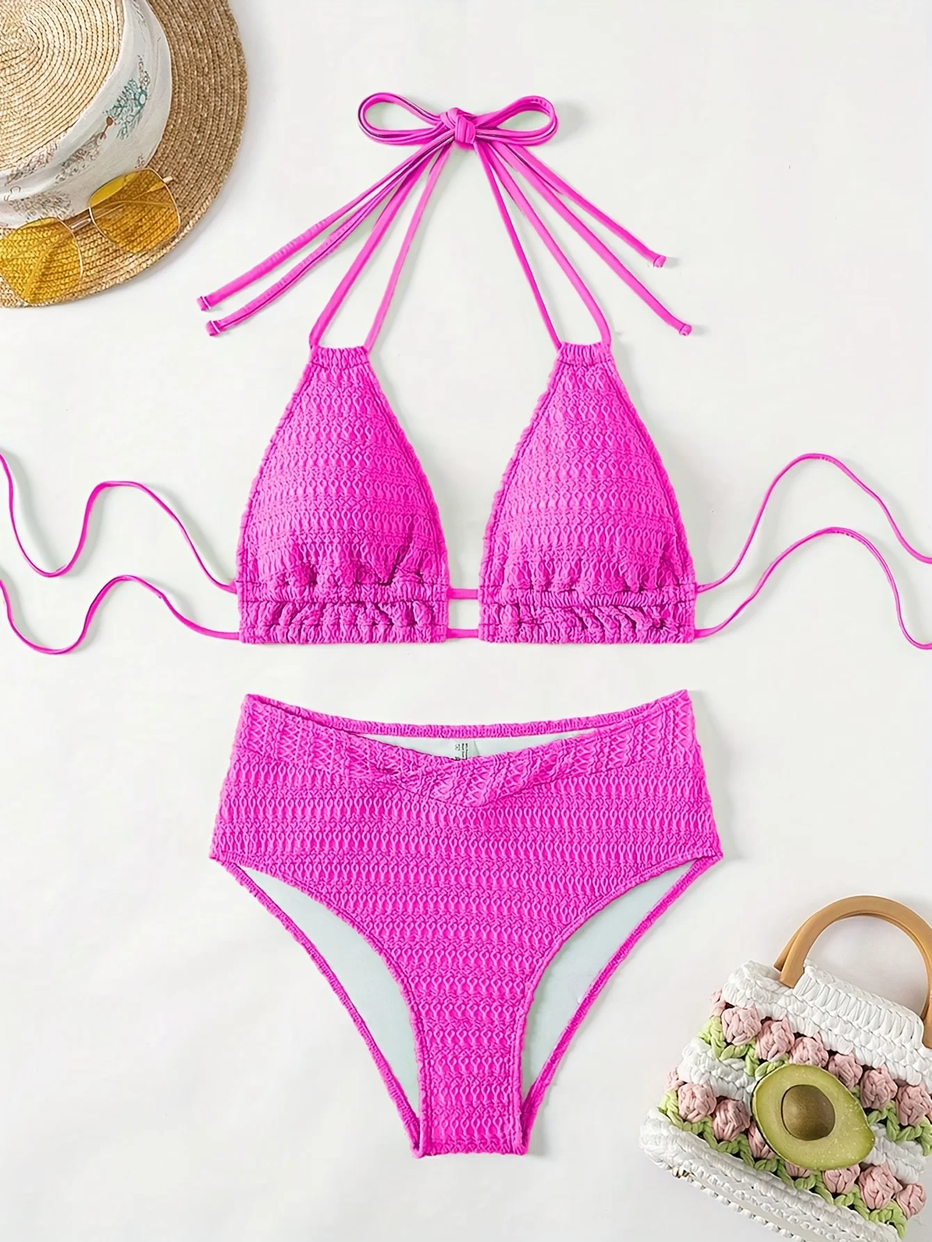 2026年新作 ネオンピンク テクスチャードビキニセット - ハルターネックトップ（バーカットアウト付き）、ハイウエストボトムス、大胆なビーチ水着