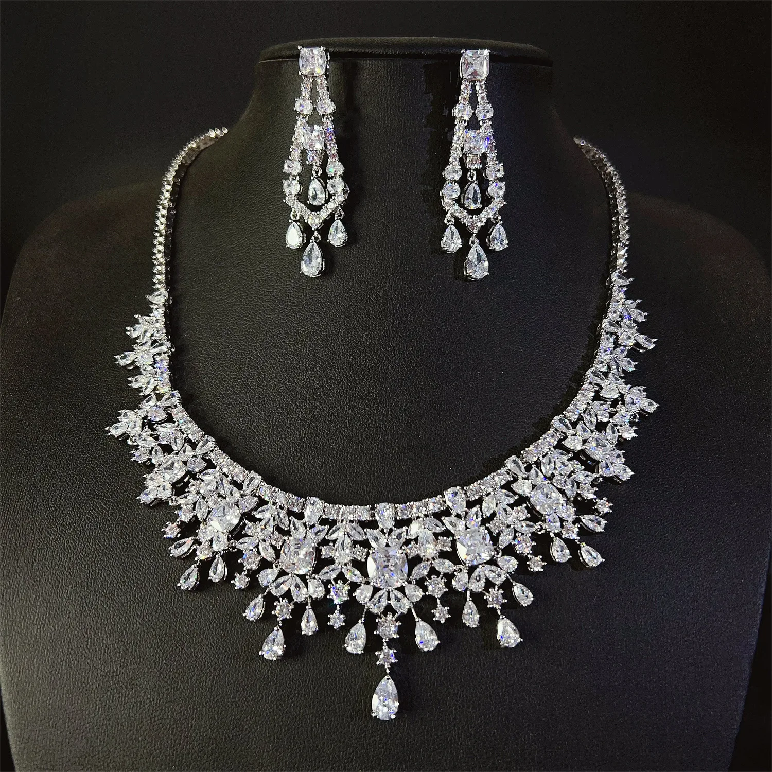 

HIBRIDE 2025 классическое роскошное блестящее ожерелье с каплями воды, серьги, комплект ювелирных изделий для Дубая, свадьбы, праздничные подарки, путешествия, свадьбы S-898