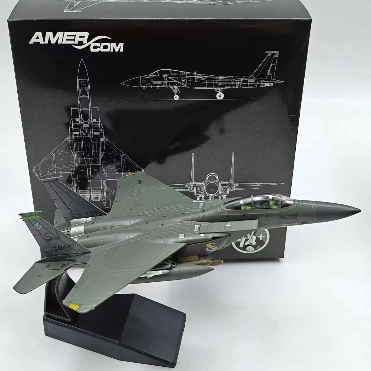 

Литой под давлением масштаб 1:100, американский истребитель F15E, модель самолета из реактивного сплава, Коллекционная игрушка, подарок, сувенир, демонстрационный орнамент