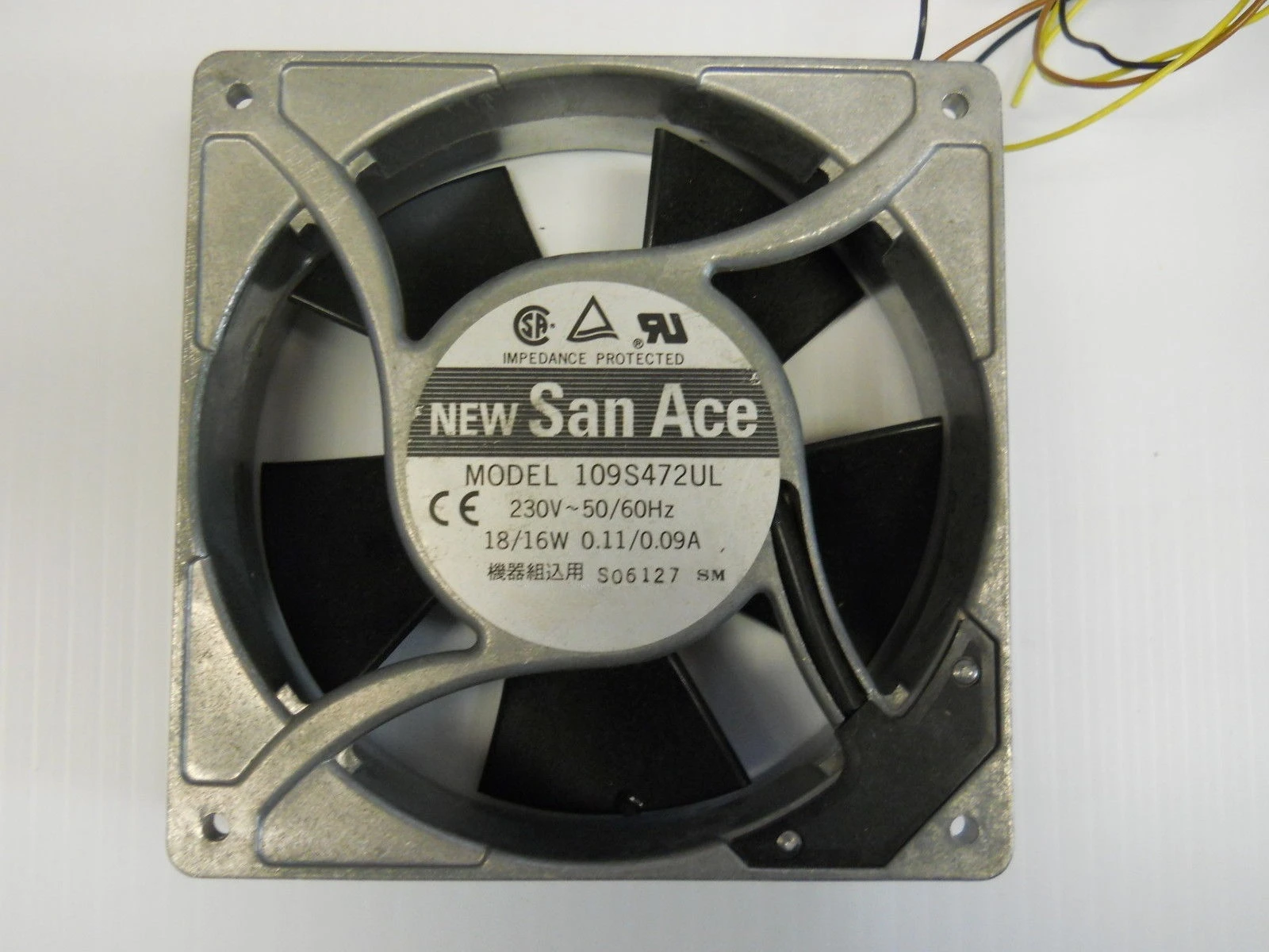 

FOR SANYO Fan 109S472UL AC 230V 18/16W 12CM 12038 With sensor Aluminum frame