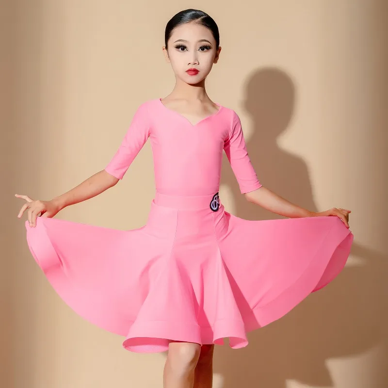 Neues lateinamerikanisches Tanzwettbewerbskleid für Mädchen, professionelles Standard-Ballroom-Outfit für Kinder, speziell für Bühnenauftritte, Zym
