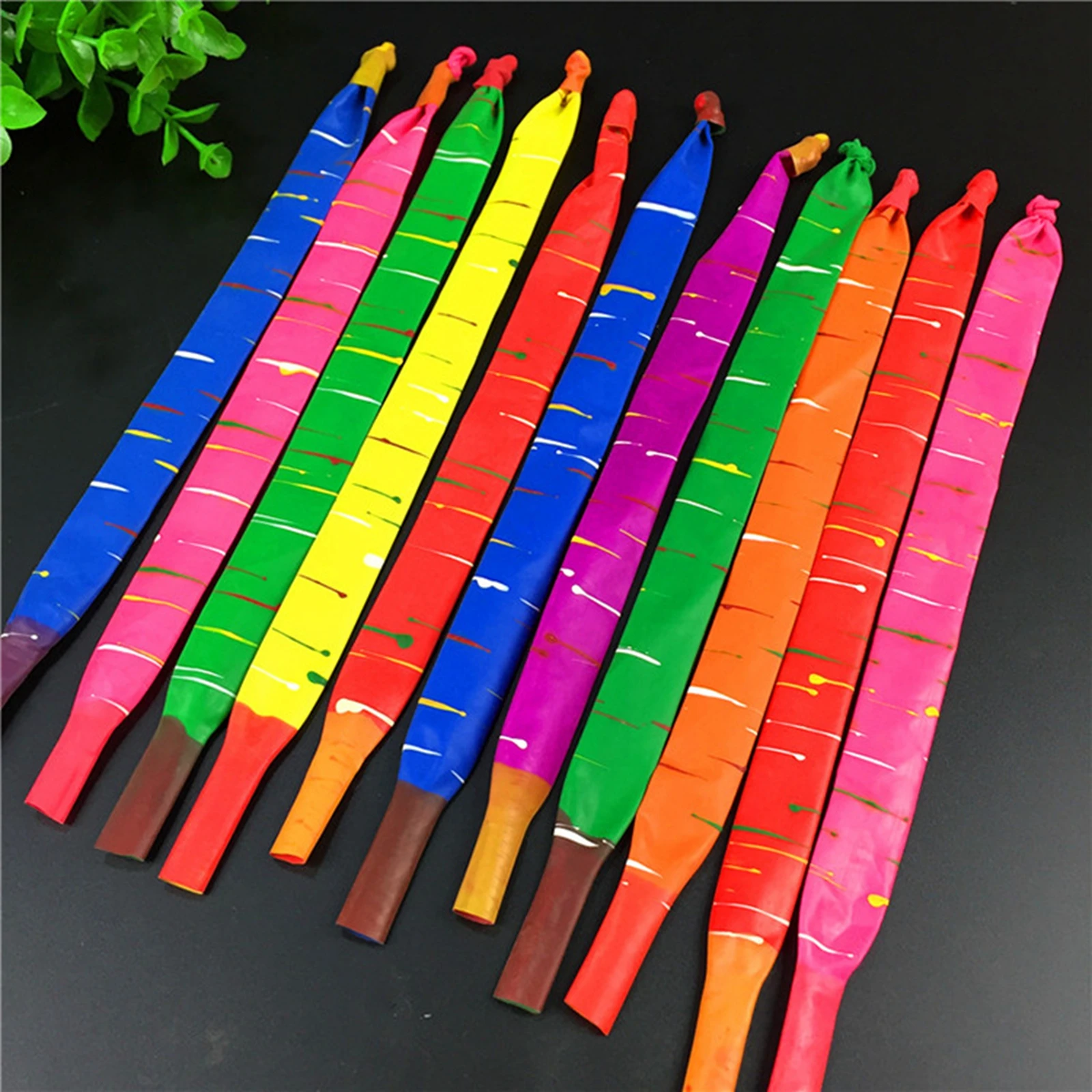 

100 Разноцветные длинные латексные воздушные шары, летающие пищалки с насосом вечерние Kids