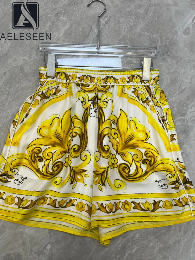 

AELESEEN Sicilian Summer 100% Silk Shorts Runway Fashion Waist Elastic Yellow Porcelian Print Pockets Casual Vacation