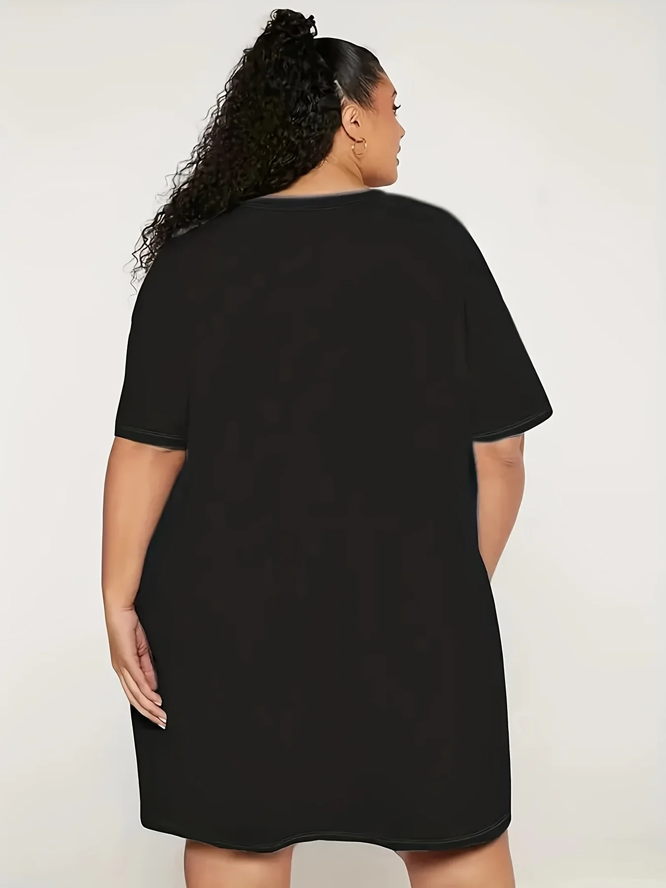 Camisetas gráficas Let Me Sleep de talla grande para mujer, vestido de manga corta con cuello redondo, ropa de dormir informal con diseño de corazón, verano