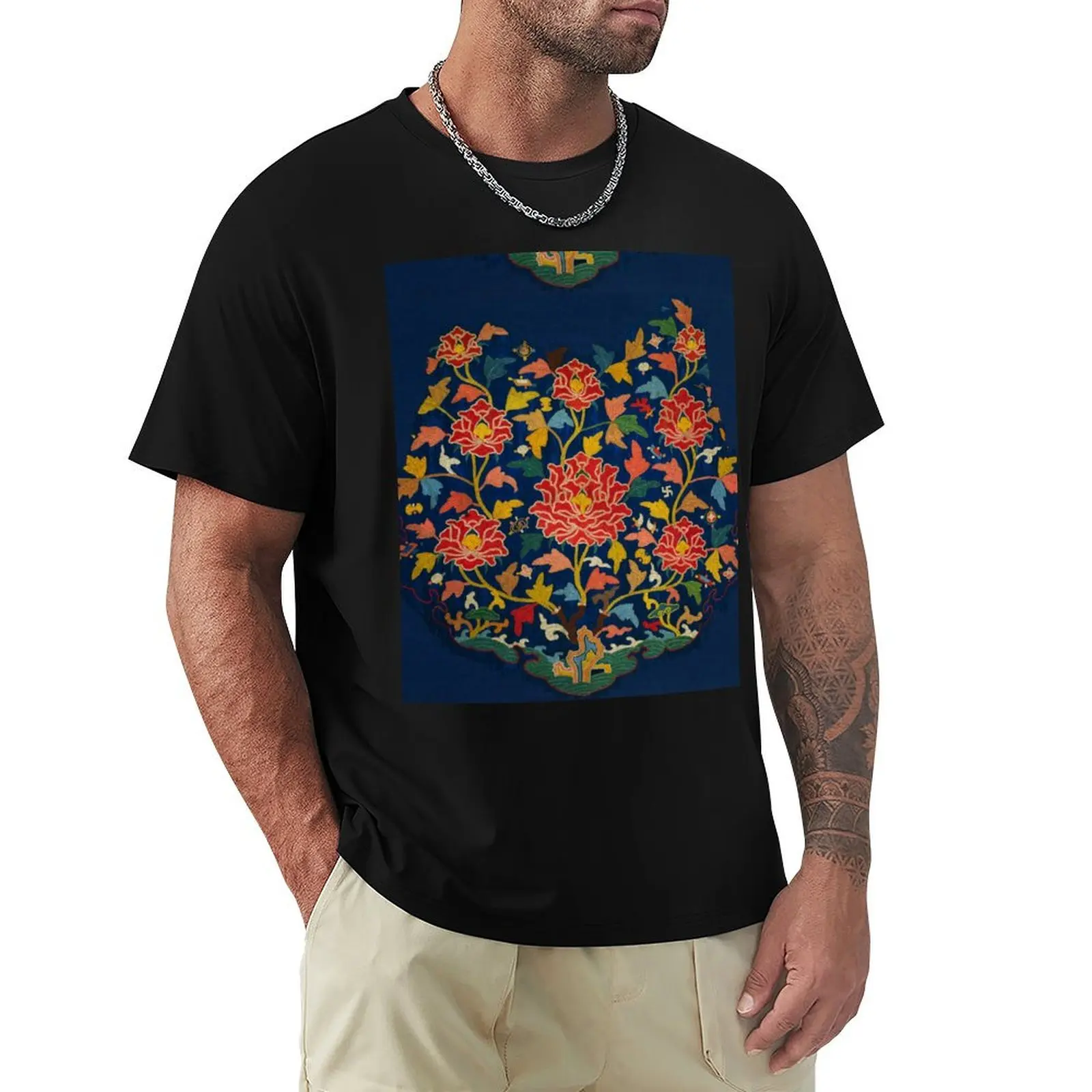 ANTIQUE FLOWERS WITH ROCKS,OCEAN,RED PEONIES Oriental Floral In Blue Indigo T-Shirt Lightweight Casual Summer T-Shirt