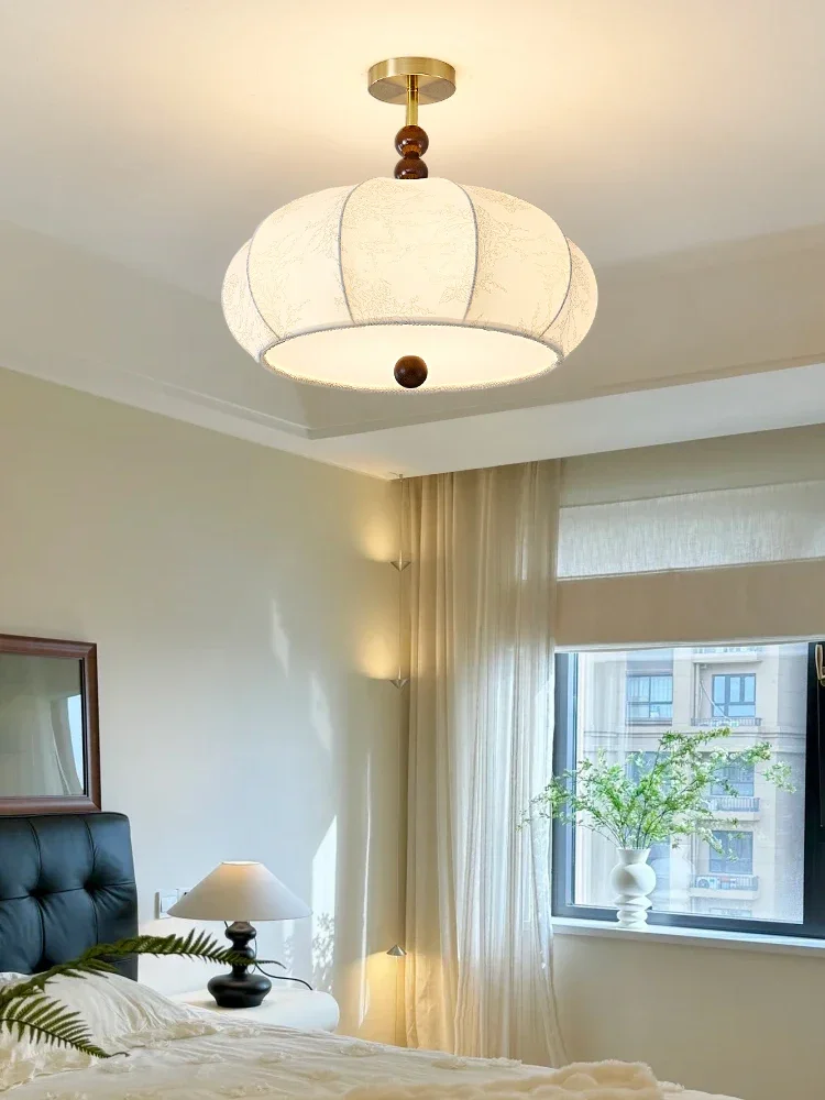 

French retro medieval bedroom ceiling light American Nanyang style study cloakroom atmosphere romantic master bedroom light