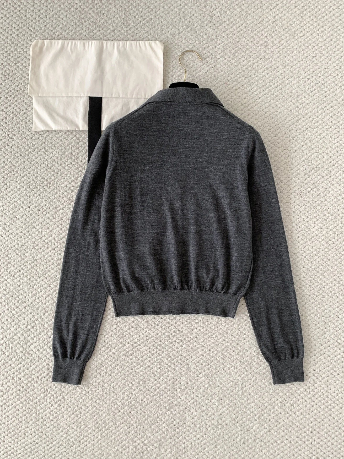 2026 Autumn/Winter New Women's Knitted Top, Wool Knitted Cardigan, High Quality, Simple and Casual Versatile