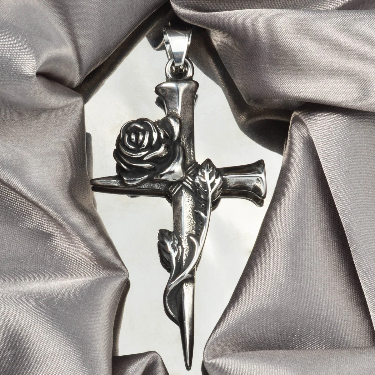 

Gothic Cross Stainless Steel Pendant with Rose Unisex Jewelry Gift for Men Women Gothic Crucifix Necklace Vintage Style Charm