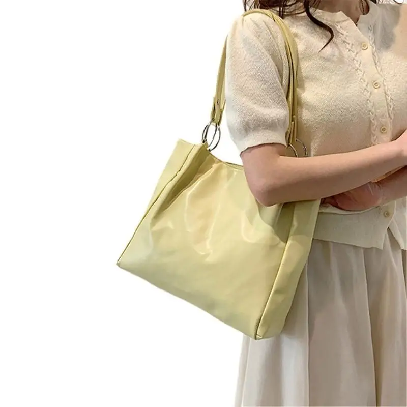 

Simple and Trendy Tote Bag with Spacious Interior for Work School and Shopping 20CA