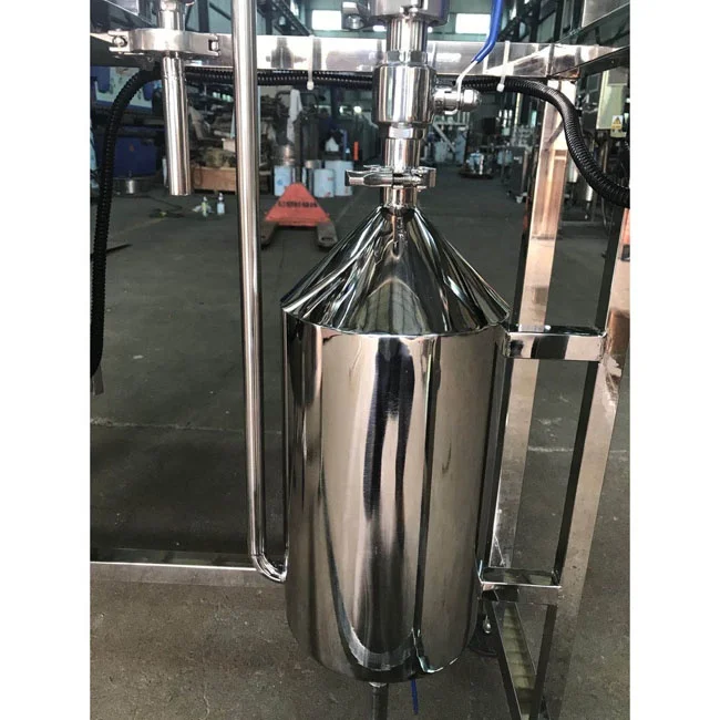 Attrezzatura per l'estrazione dell'olio essenziale vegetale Serbatoio per l'estrazione delle erbe Serbatoio per l'estrazione e la concentrazione della fermentazione