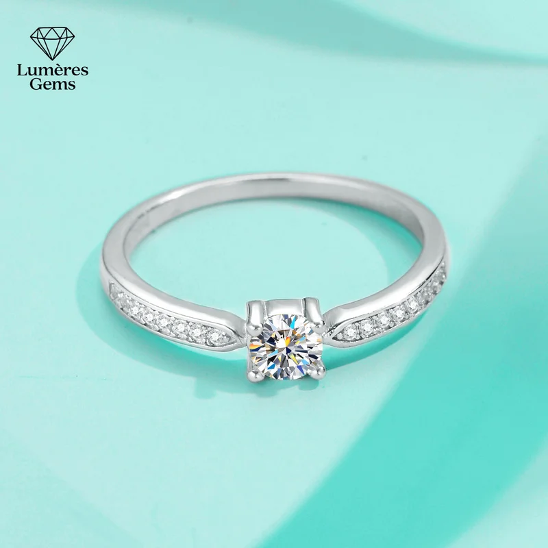 LumièRe Gems Platinum PT950 Morganite Ring - Women'S Simple And Fashionable Four-Prong Luxury Small And Petite Design