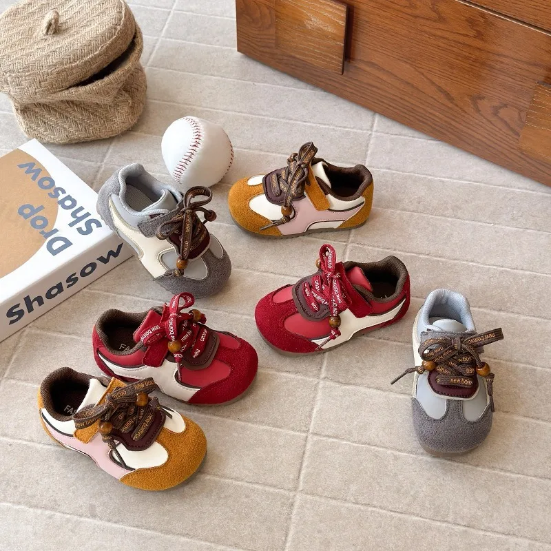 

Детские кроссовки, новинка осени 2024, спортивная обувь в стиле ретро для мальчиков и девочек, нескользящая удобная детская повседневная обувь для малышей