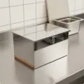 4-Grid With Lid