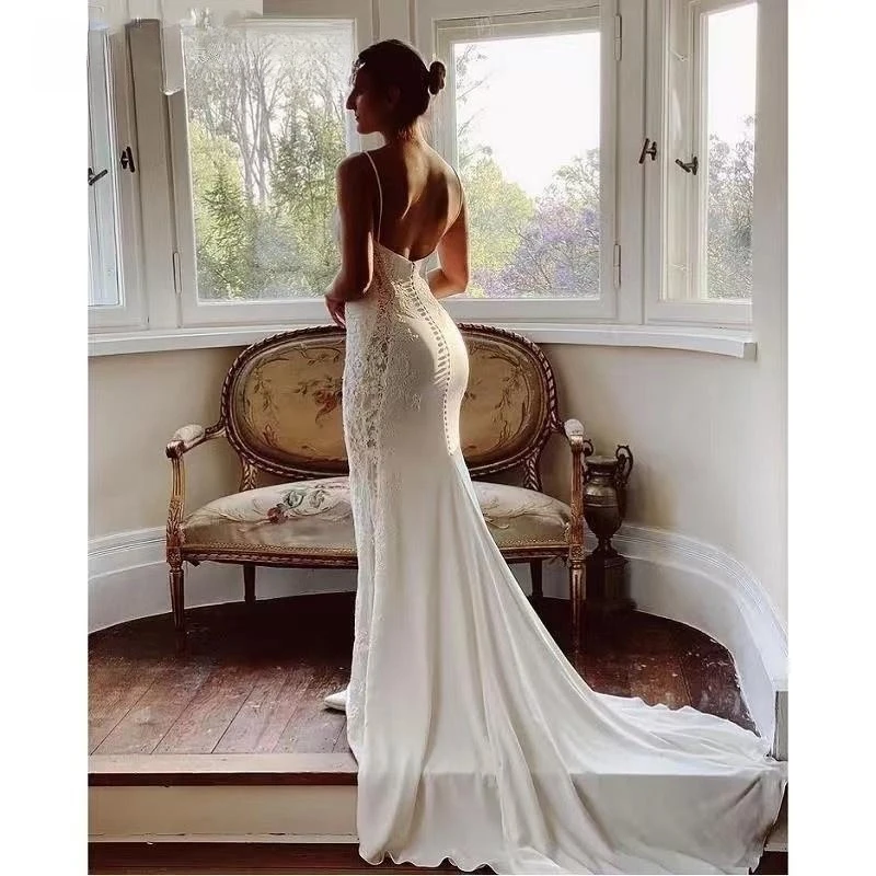 Morden Lace Satin Wedding Dresses V Neck Sleeveless Long Bridal Gown 2023 Luxury Button Backless Customize To measure Stunning