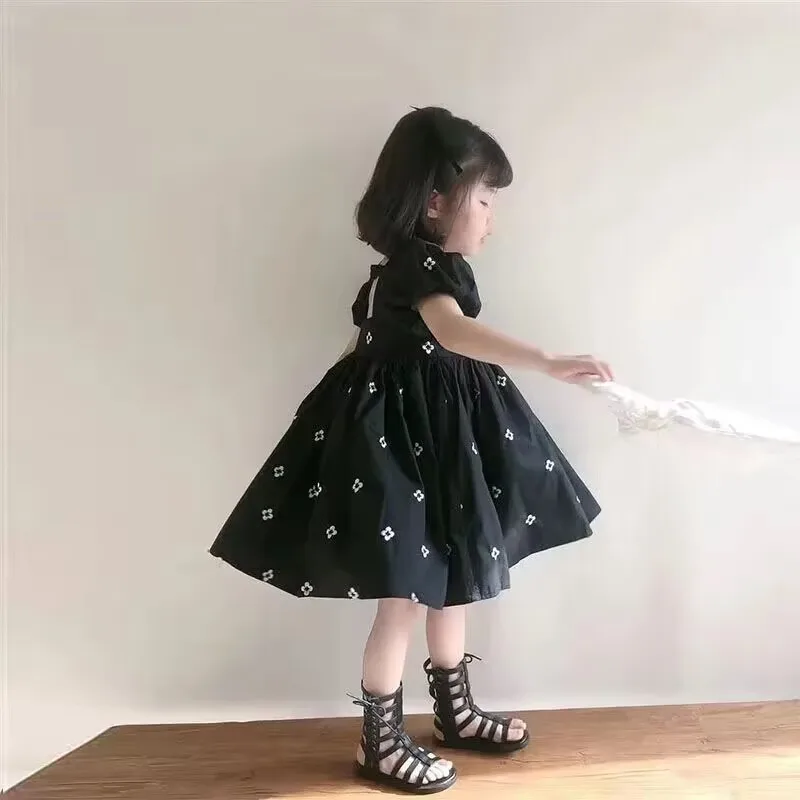 Vestido de verano de manga corta para niña, nuevo vestido de Princesa con lunares, edición coreana, manga de burbuja, espalda abierta