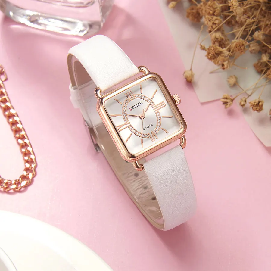 Trendy luxury square women\'s leather strap watch, delicate and simple Roman dial, fashionable women\'s leather watch