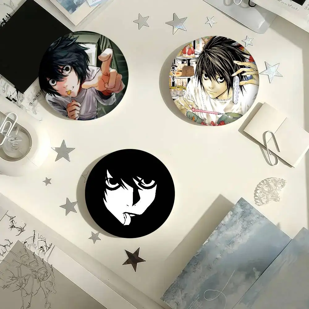 Anime Death Note L Kreative Weiche Anstecknadeln aus Weißblech mit Tiermotiven, Broschen, Reversnadeln, Rucksack-Abzeichen, Accessoires