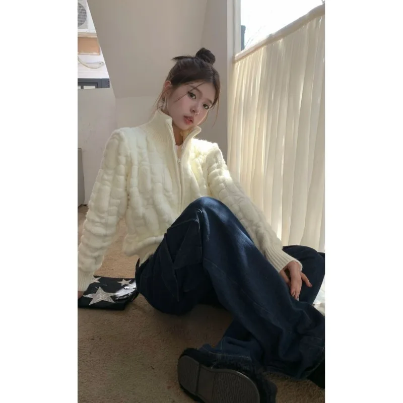 

Women's High-end Soft Waxy Sweater Thickened Winter Knitted Cardigan