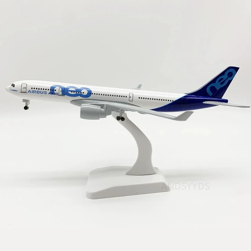 

Масштабная модель самолета 20 см, прототип A330, миниатюрный самолет из сплава с колесами, сувенир, коллекционный предмет, подарок для взрослых/детей