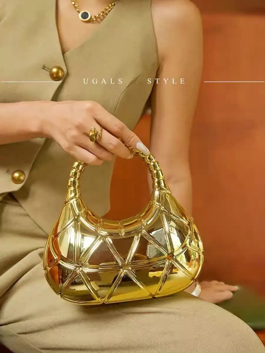 

Fashion Striped Gold Acrylic Half Moon Bag Luxury Women Handbag Wedding Party Clutch Purse Shoulder Crossbody Bag Casual Bag