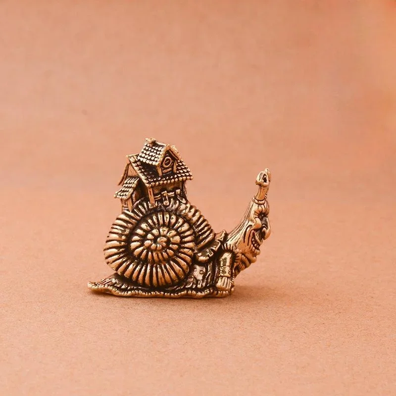 

Hip Hop Exaggerate Solid Brass Snail House Small Ornaments Tea Pet Ceremony Copper Simulation Animal Figurines Miniatures Toys