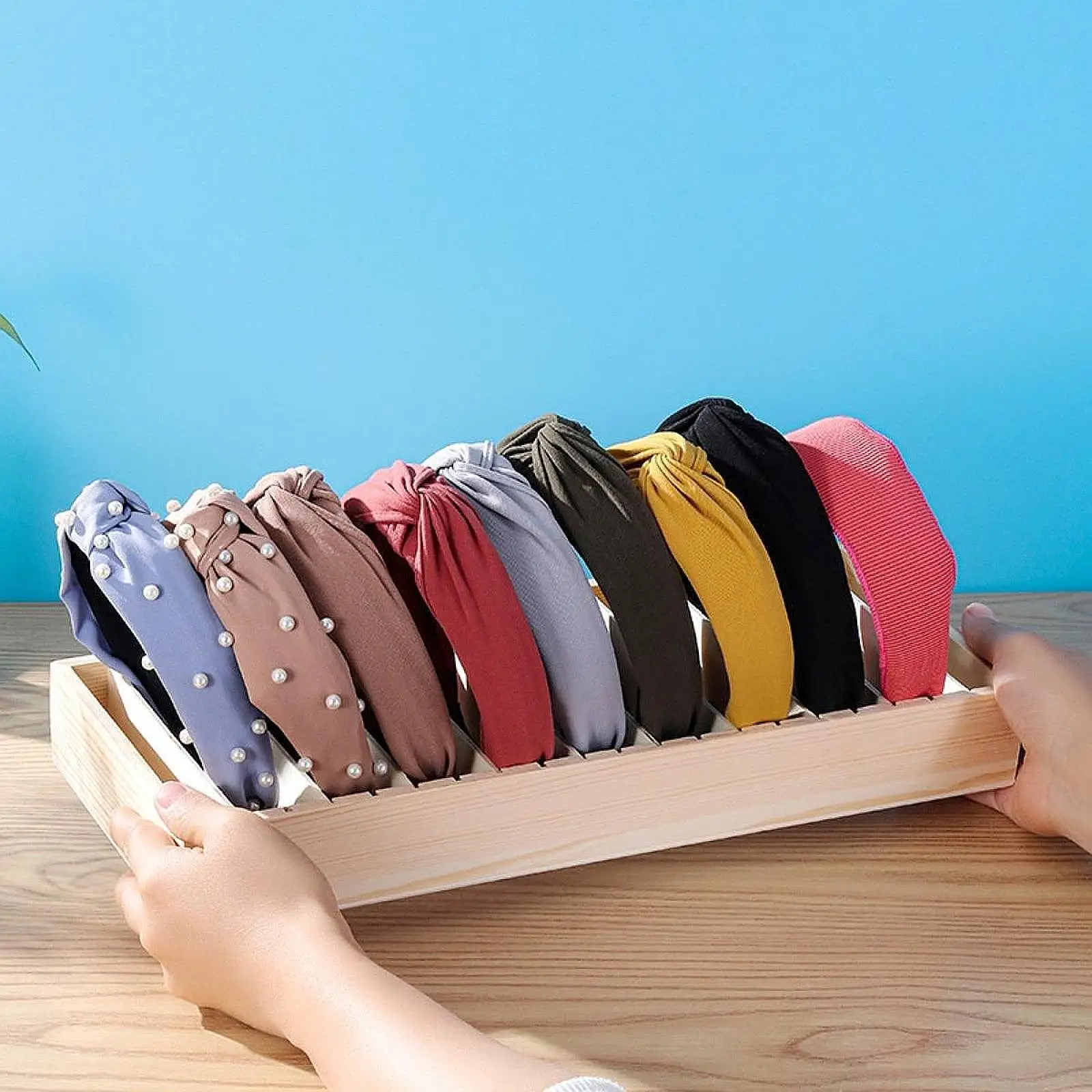

Wood Hairband Display Tray Stylish Multifunction with Removable Dividers Ornament Jewelry Tray Hair Accessory Storage Stand