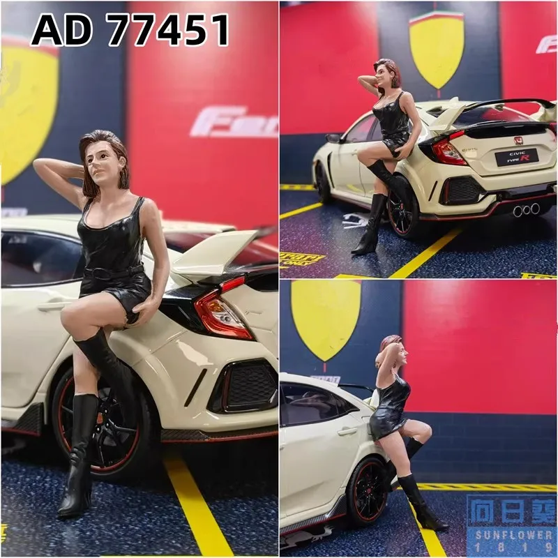 

1:18 Scene Accessory Doll Auto Show Photographers Beautiful Women Racing Car Girl Action Figure Model Collection Display Toys