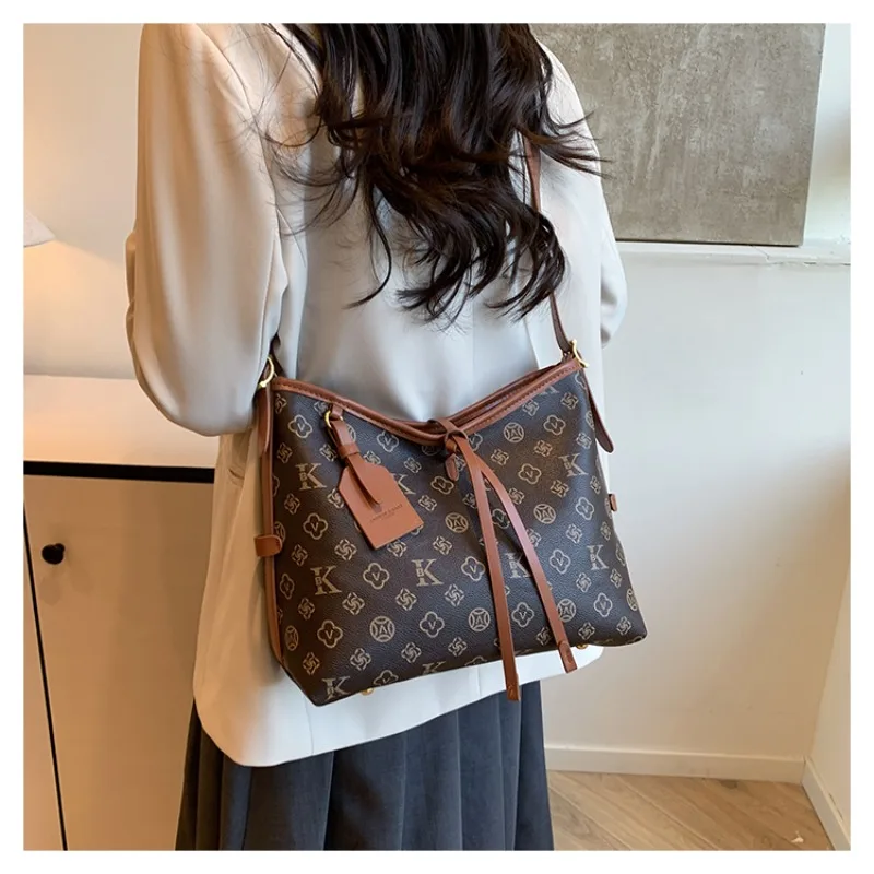 

Шикарная женская кожаная сумка через плечо Роскошная дизайнерская сумка через плечо Стильная женская сумка-тоут