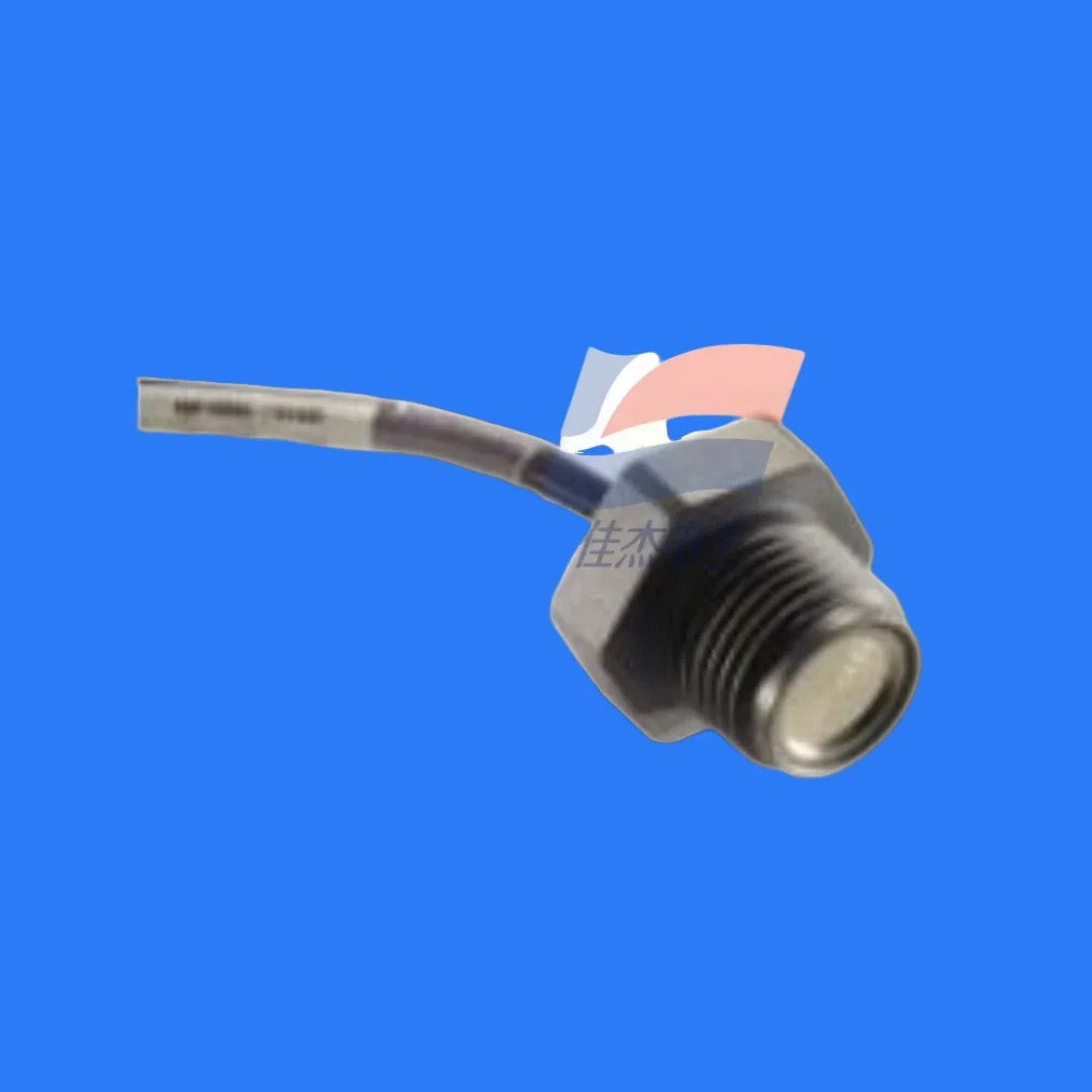1pcs/LLC200D3SH British gearbox transmission box oil level detection photoelectric liquid level sensor