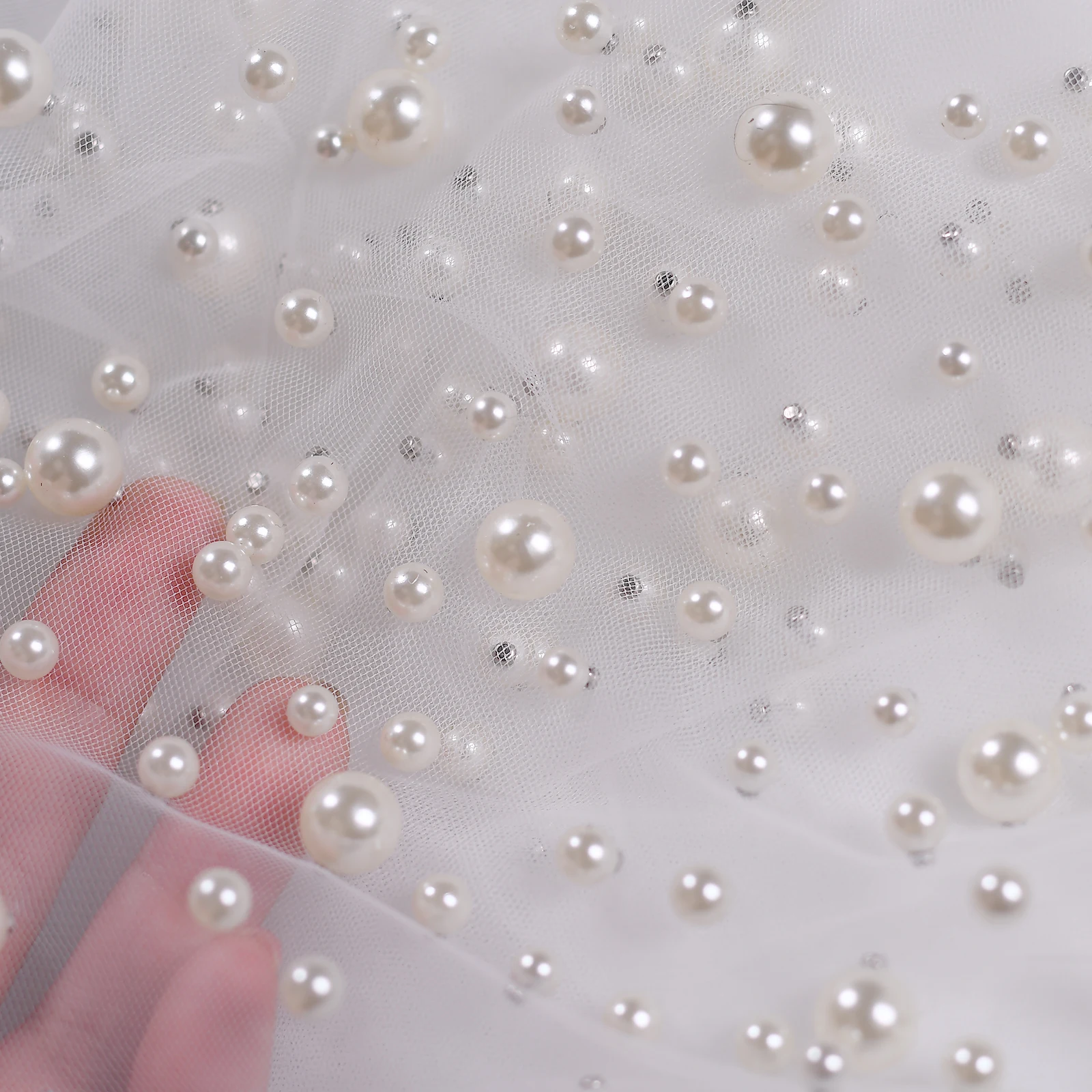 طرحة زفاف فاخرة طبقة واحدة الثقيلة عالية الجودة الحجاب اللؤلؤ الأبيض العاجي مخيط يدويا نمط فريد مع مشط الشعر G139